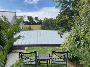The Loft Apartment @ Lower Coombe Royal
